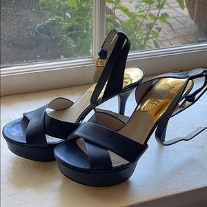 Michael Michael Kors platform pumps